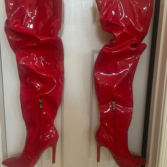 CUCCO THIGH HIGH RED PATENT LEATHER BOOTS 6(US) 36(EU) - Picture 1 of 15